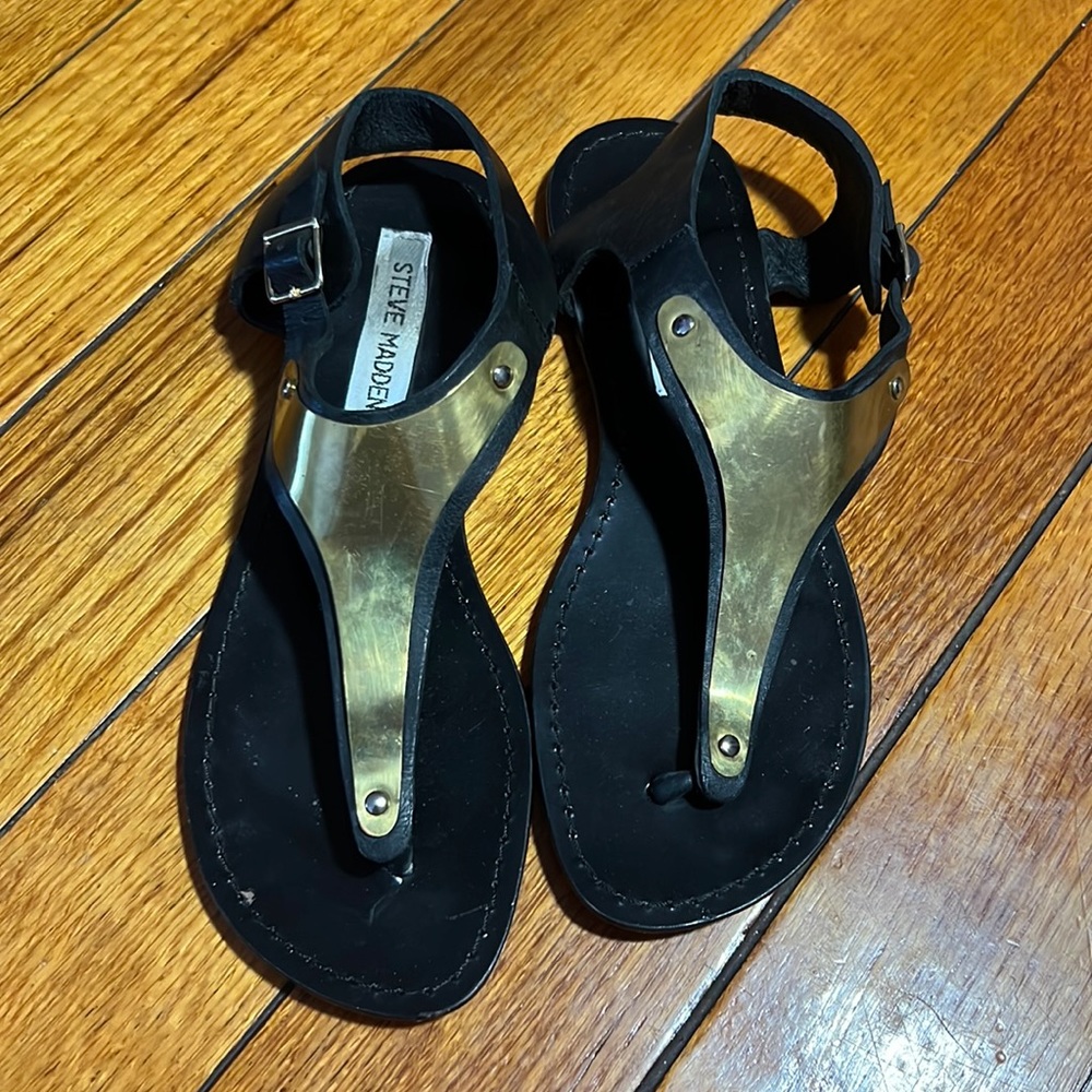 Steve Madden Plaquita sandal size 7